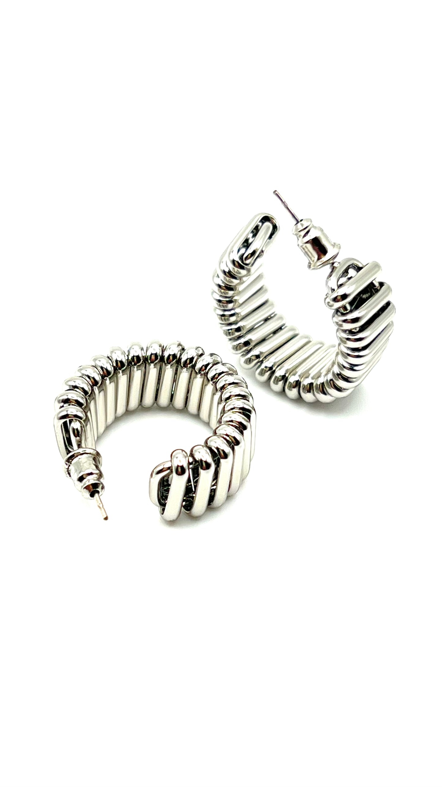 Nava Wave Hoop Earrings
