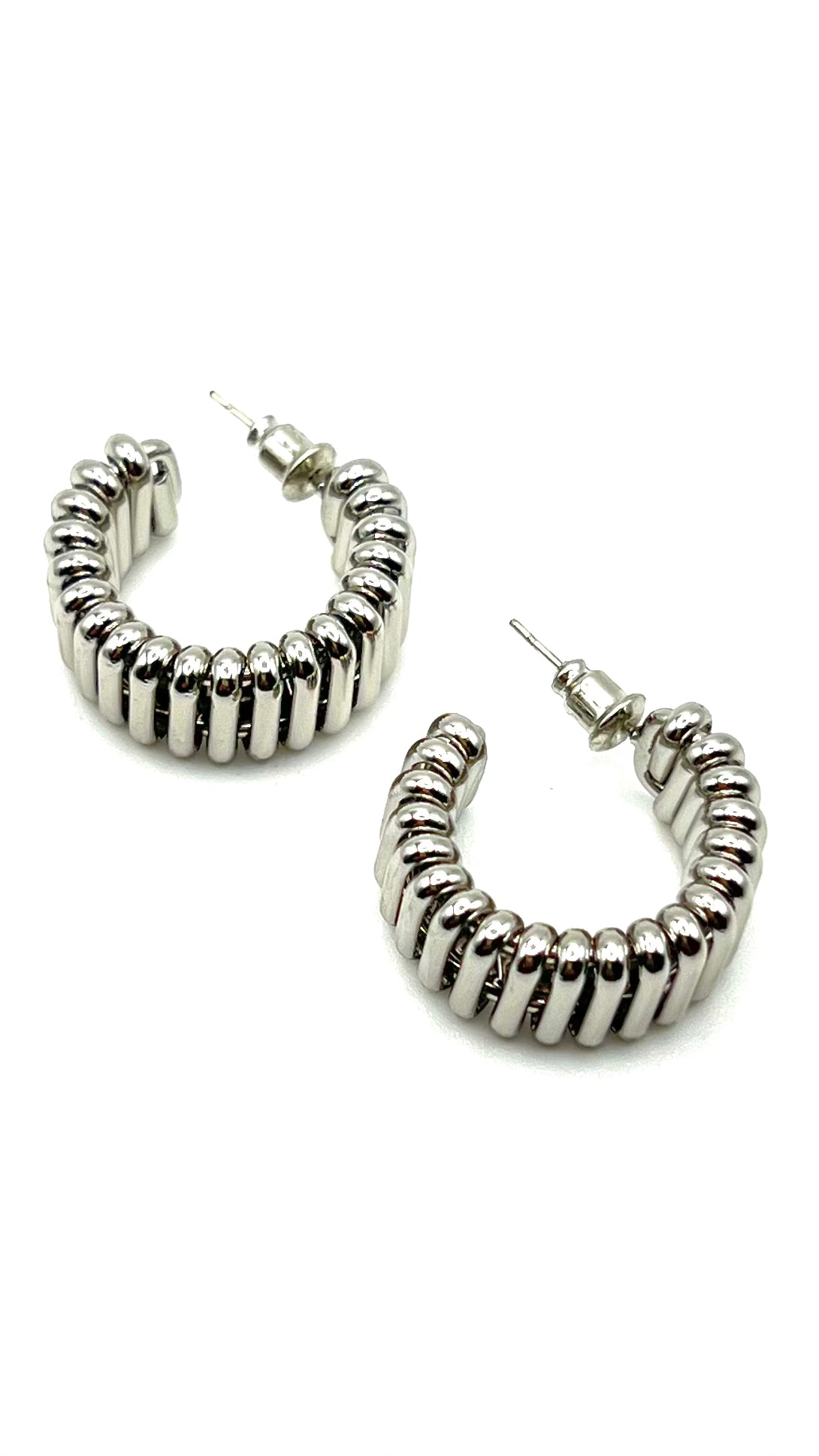 Nava Wave Hoop Earrings