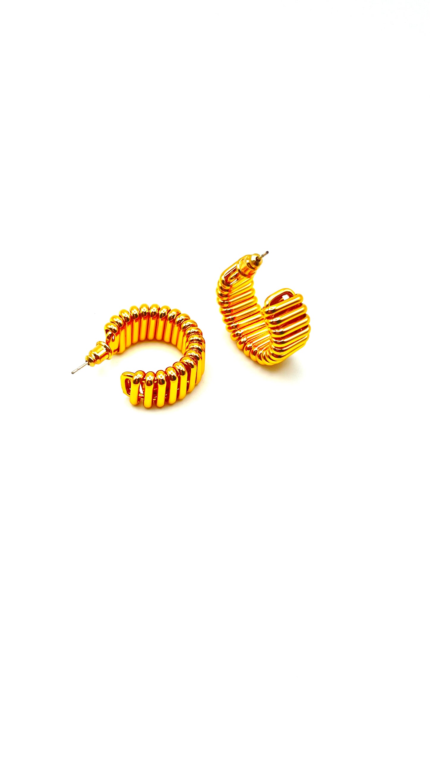 Nava Wave Hoop Earrings