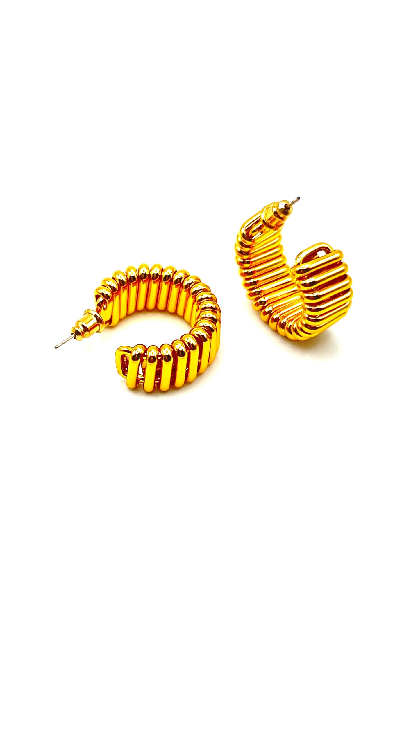Nava Wave Hoop Earrings