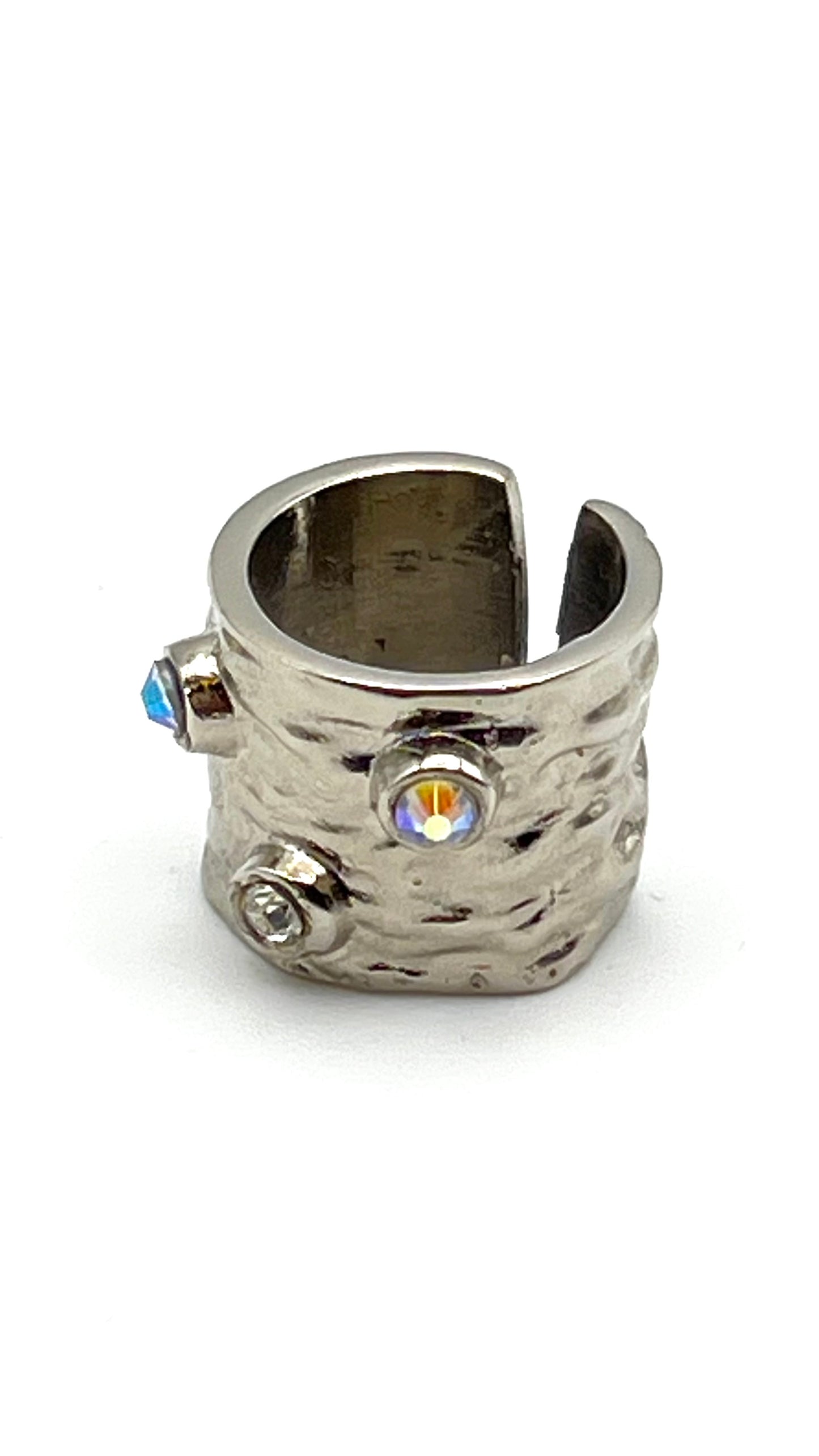 Sora-Crystal Stud Band