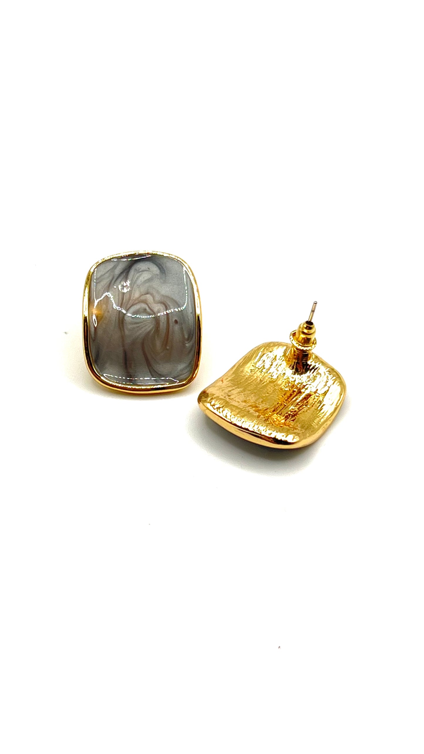 Monochic Earrings