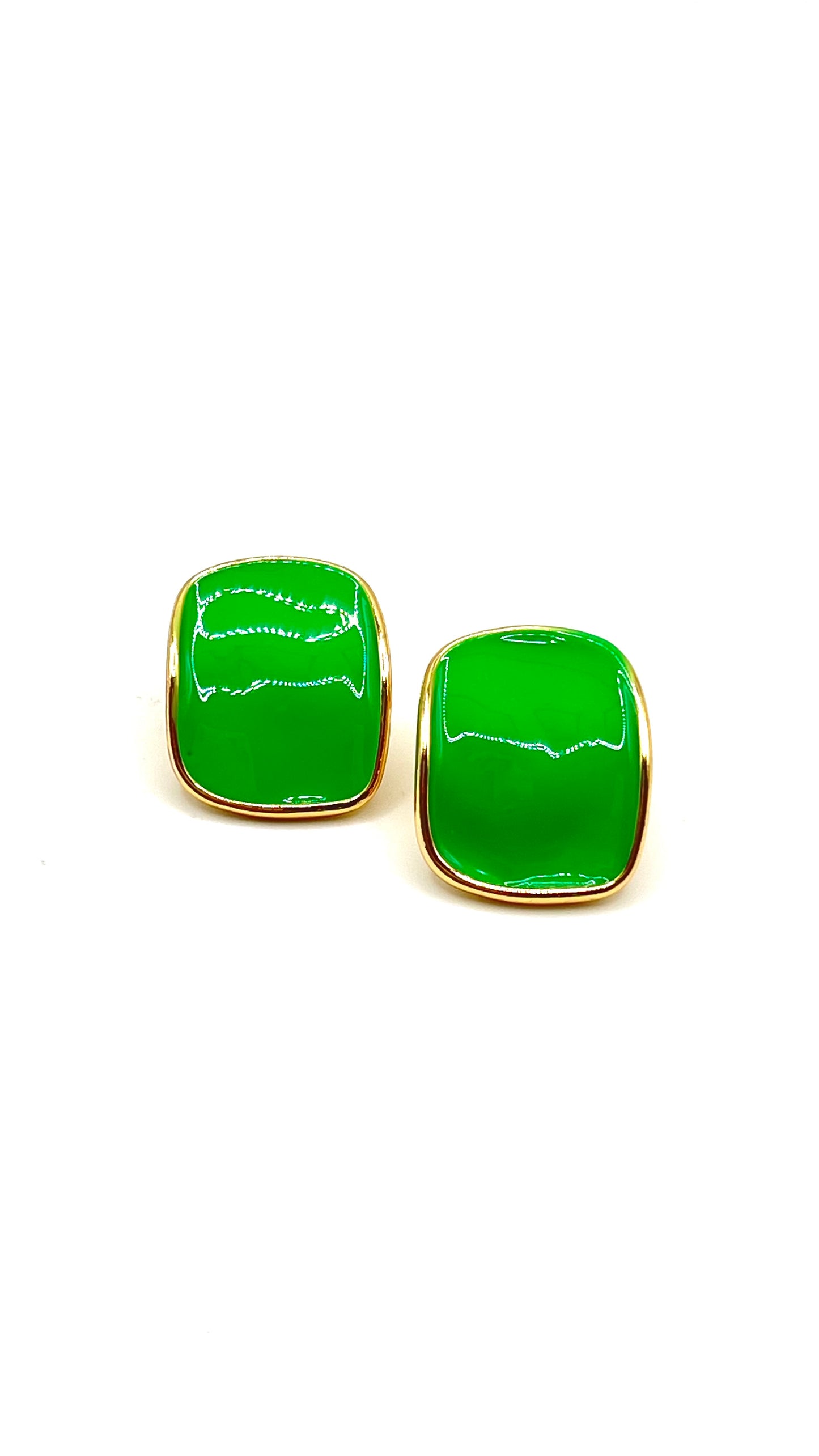 Monochic Earrings
