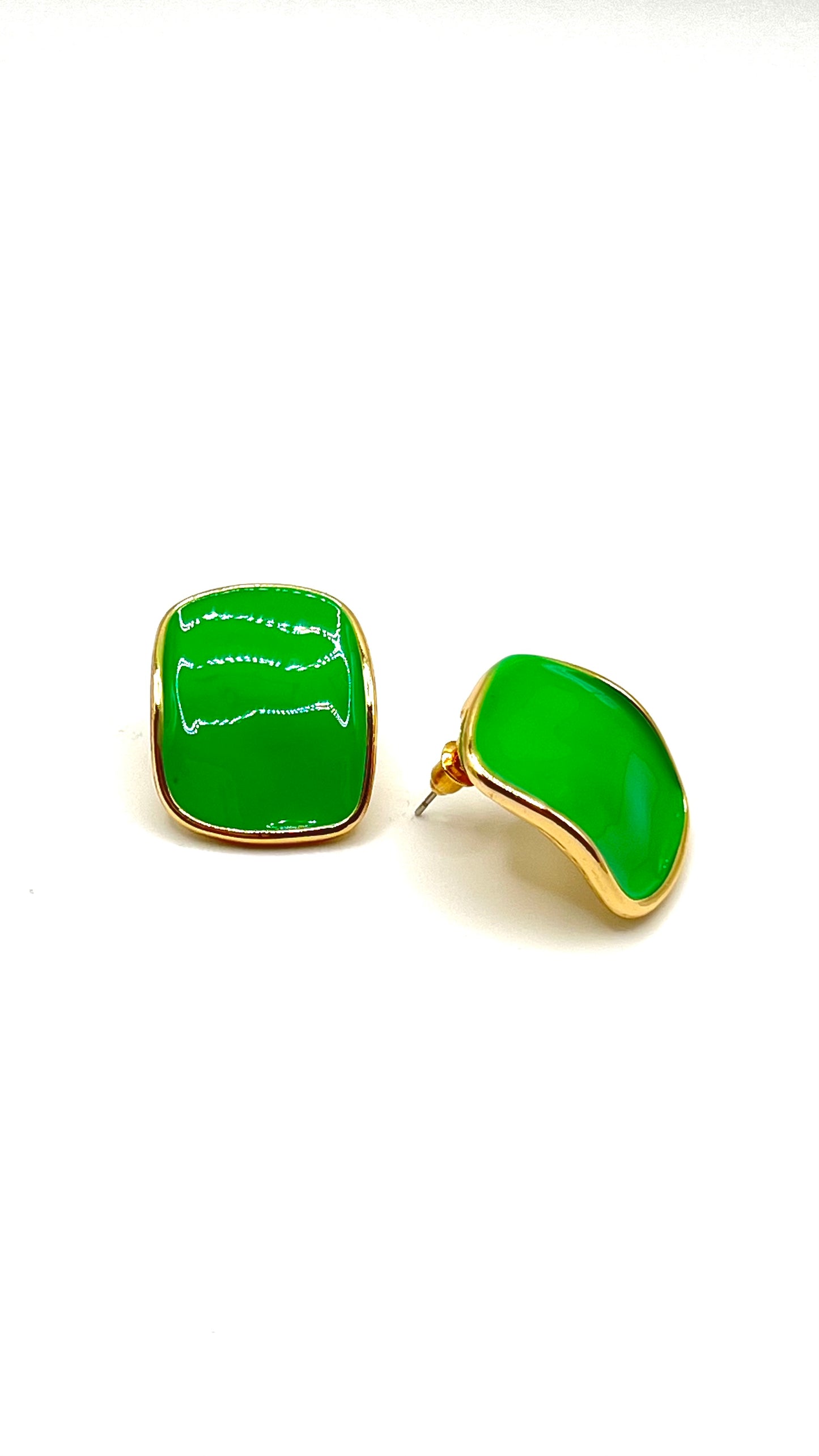 Monochic Earrings