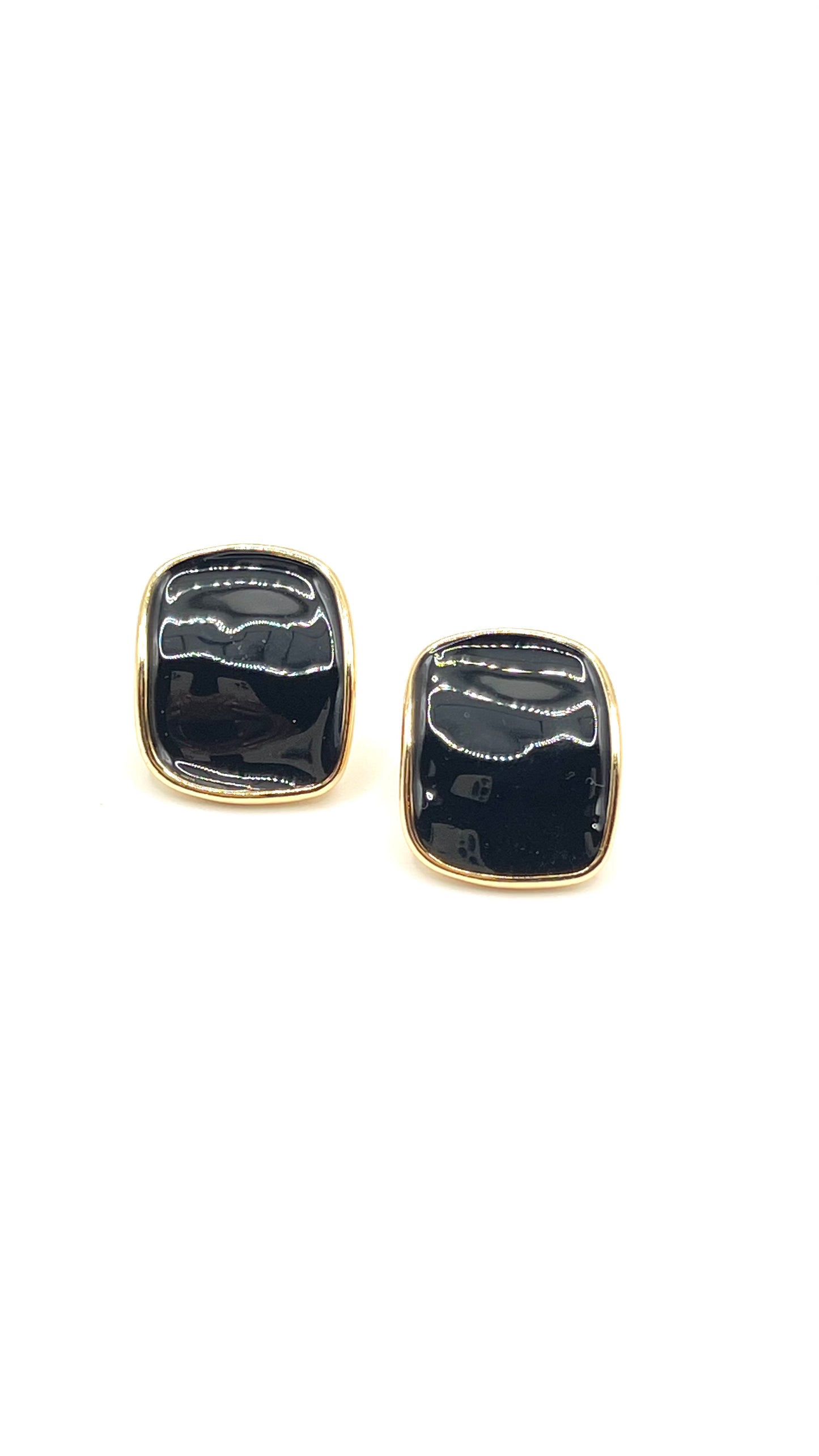 Monochic Earrings