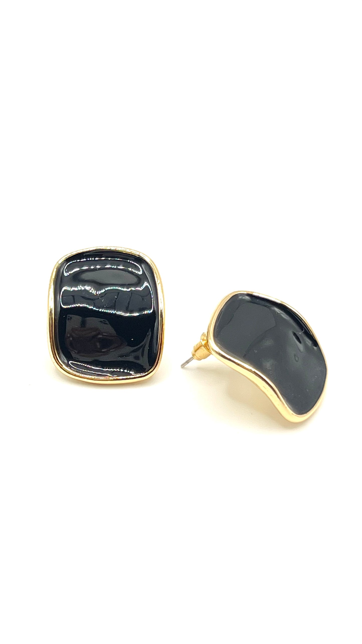 Monochic Earrings