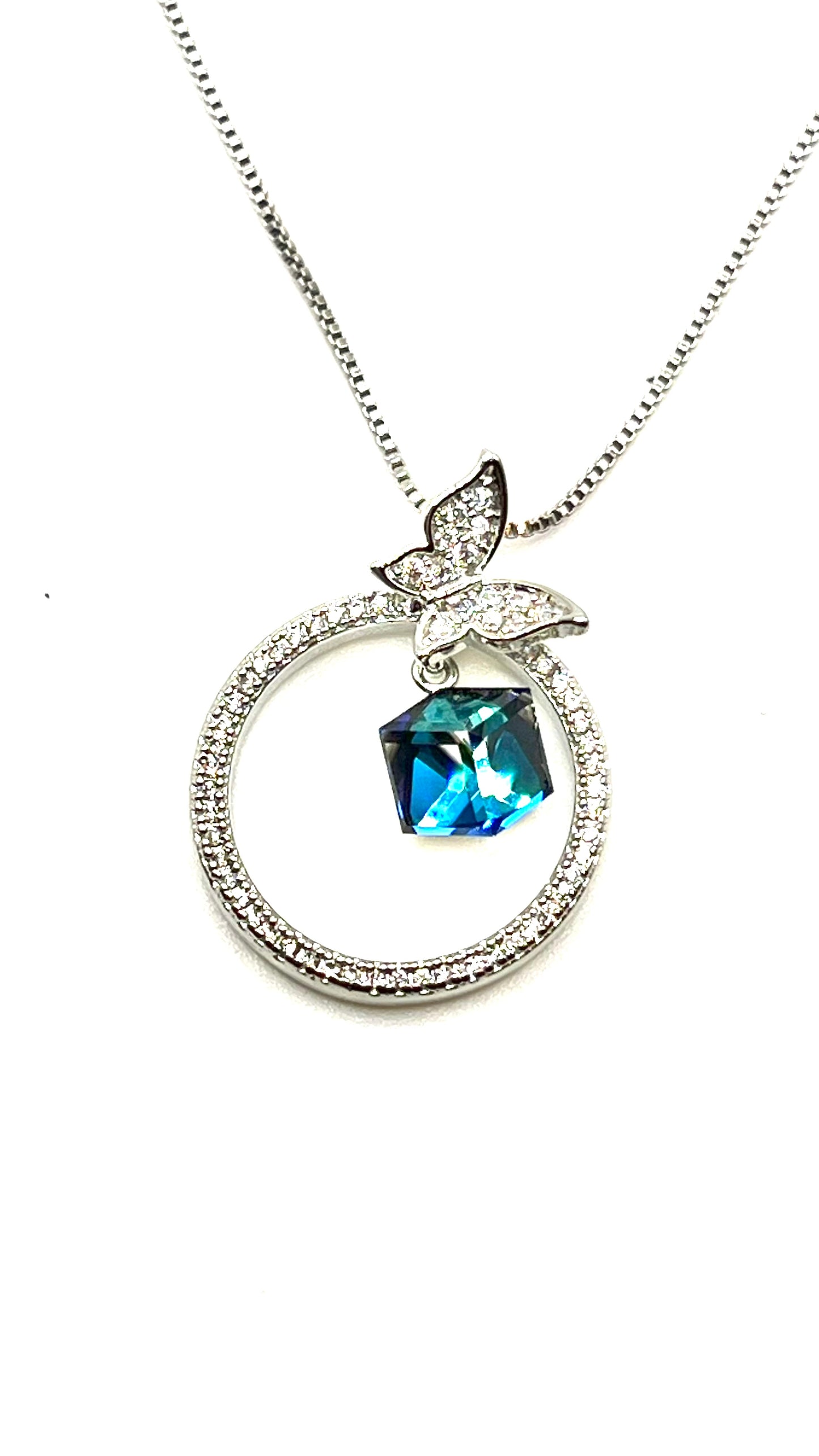 Butterfly Geometry - Whitin The Ring Necklace