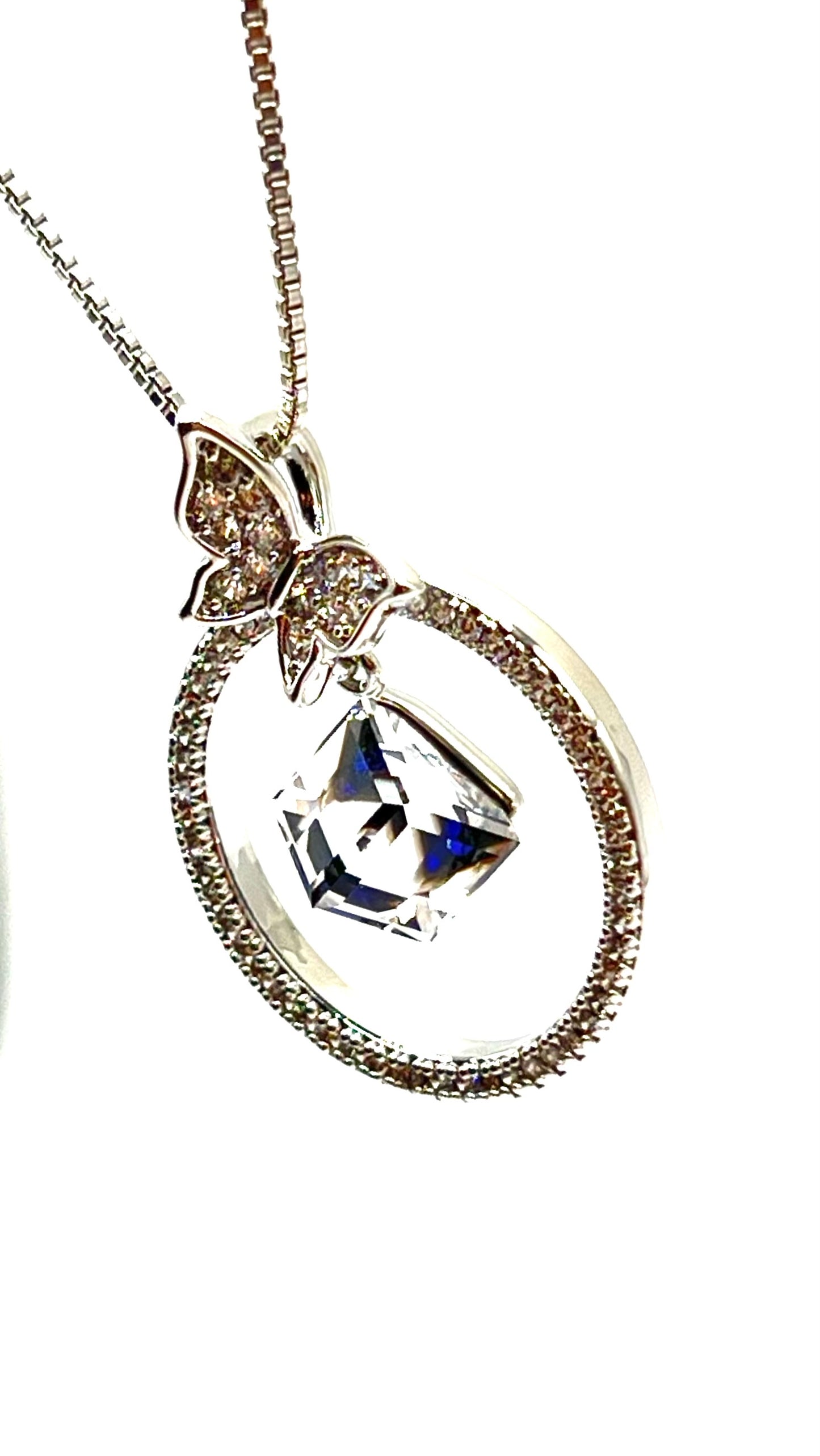 Butterfly Geometry - Whitin The Ring Necklace