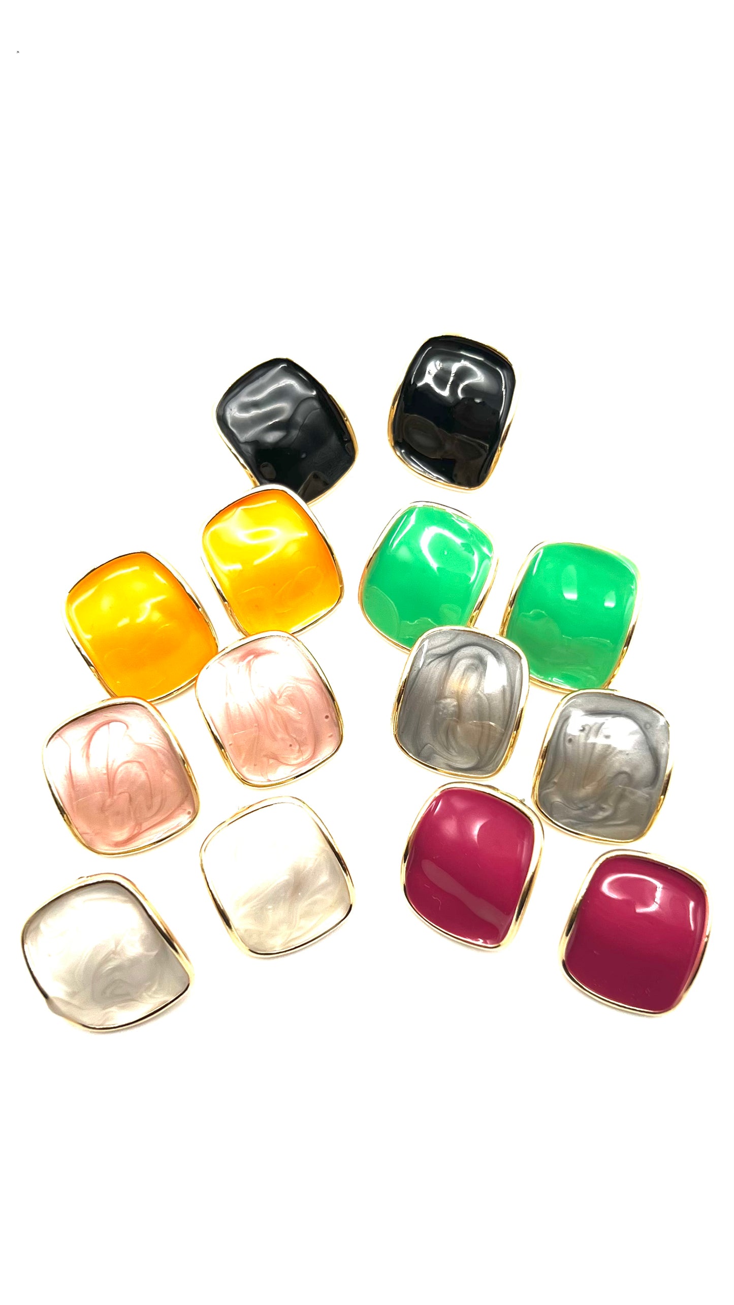 Monochic Earrings