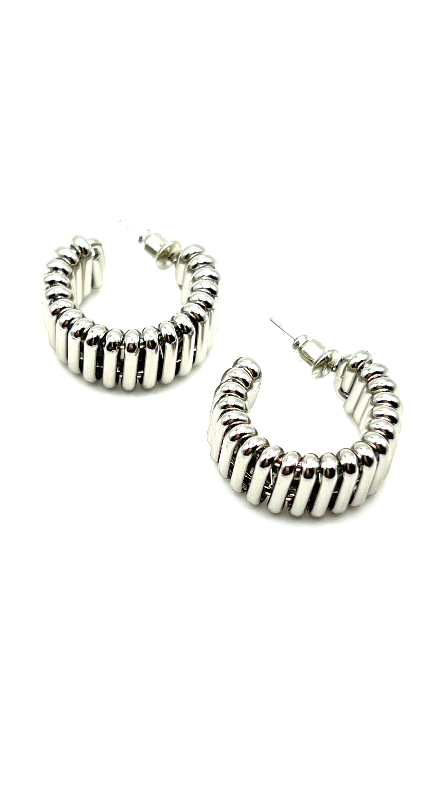 Nava Wave Hoop Earrings
