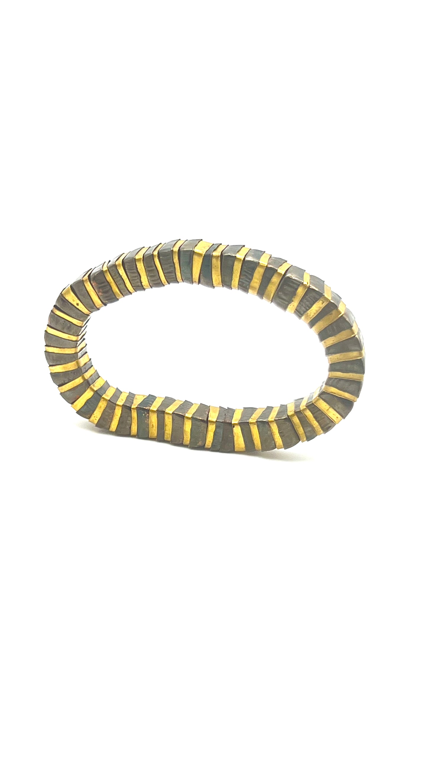 Architect GoldFrame Bracelet - Black Detail