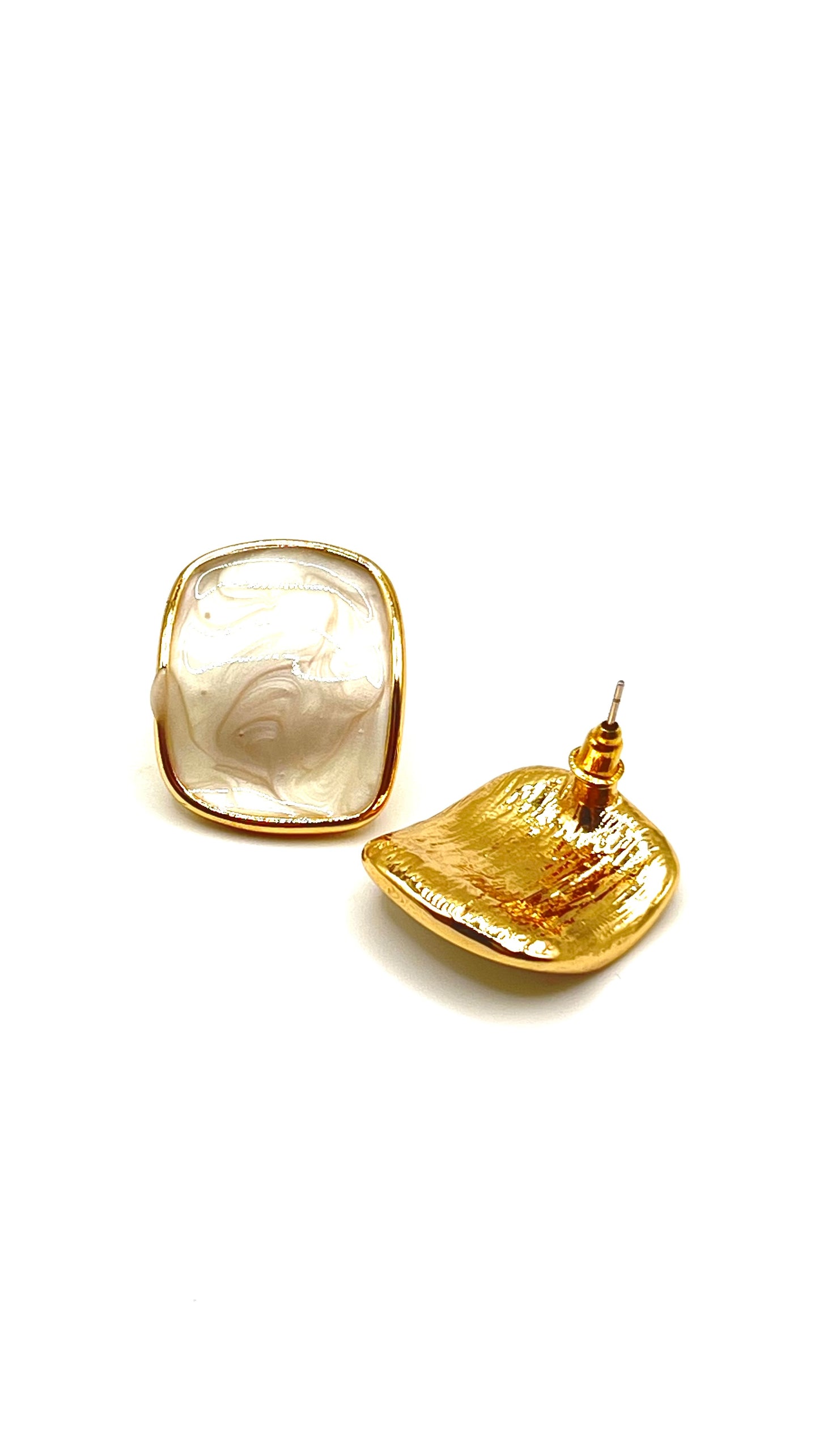Monochic Earrings